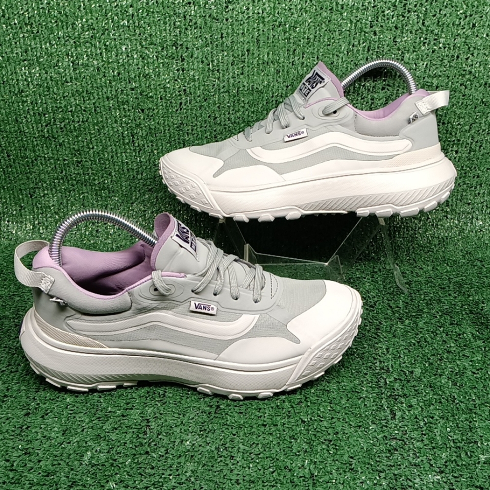 Vans Women's Gray and White Sneakers